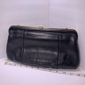 Vintage Faigen Australia genuine leather bag with chain